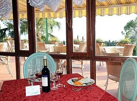 Hotell Marco Polo Garda (Verona)